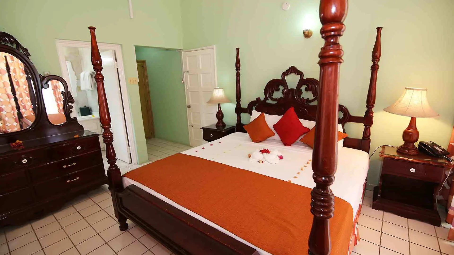 Foote Prints On The Sands Hotel Negril